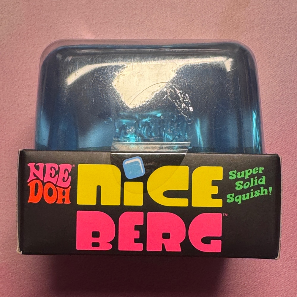 Needoh Nice Berg Cube Squishy